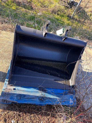 2023 John Deere BYT10986 Photo 3