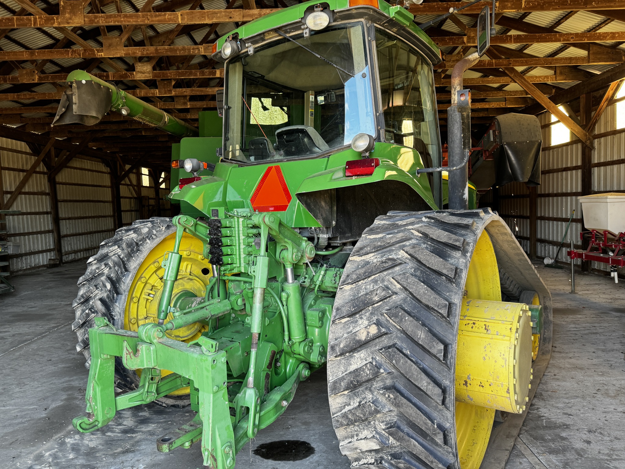 2003 John Deere 8320T Image 4