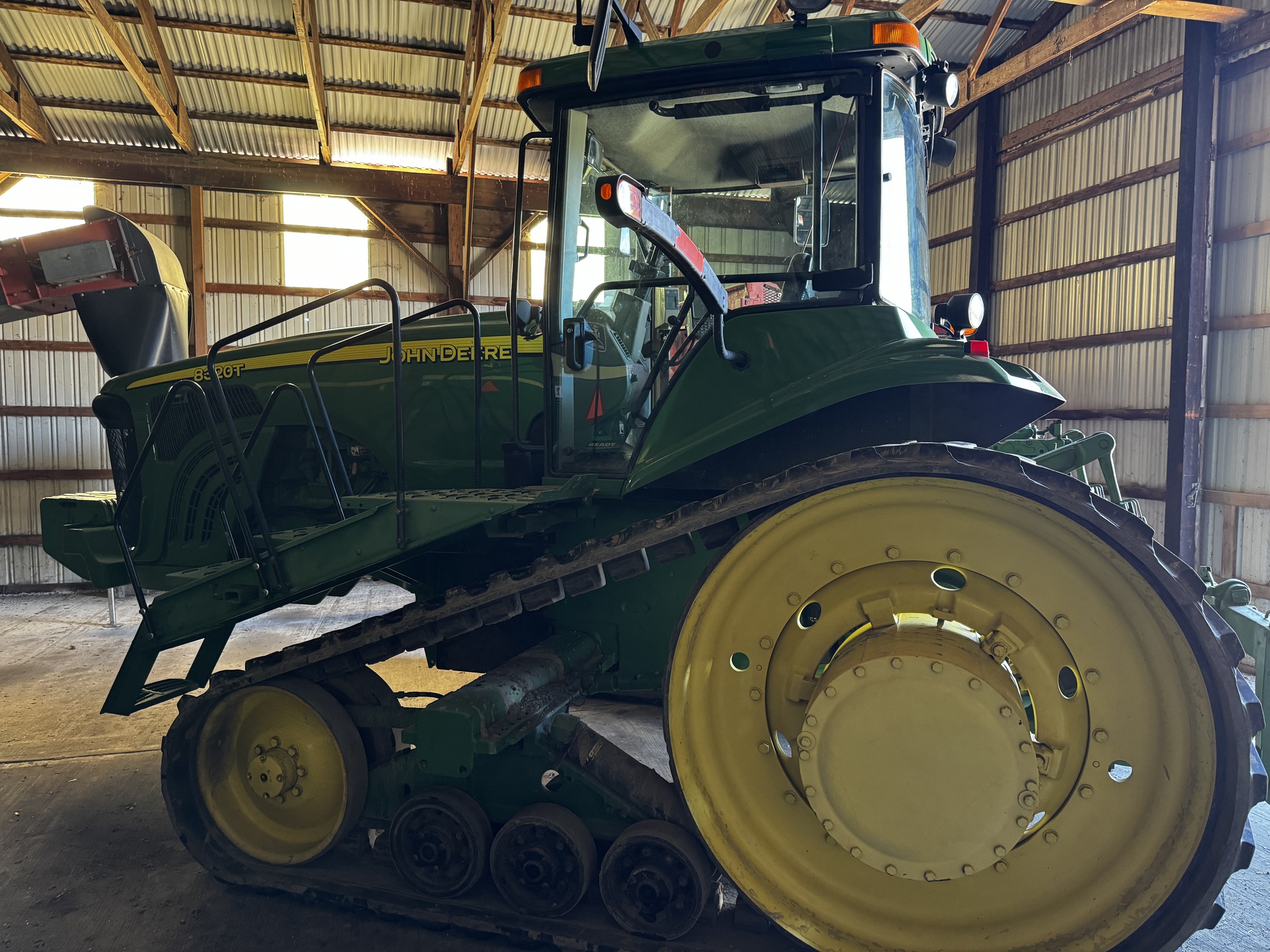 2003 John Deere 8320T Image 3