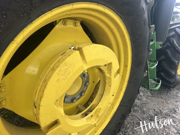 Photo of 2023 John Deere 6120E