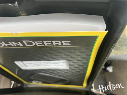 Photo of 2023 John Deere 6120E