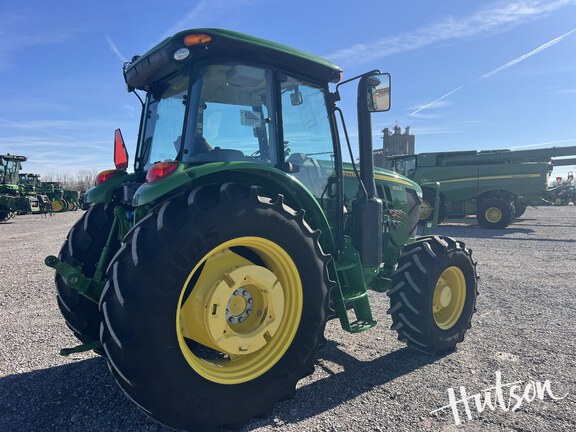 Photo of 2023 John Deere 6120E