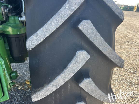 Photo of 2023 John Deere 6120E