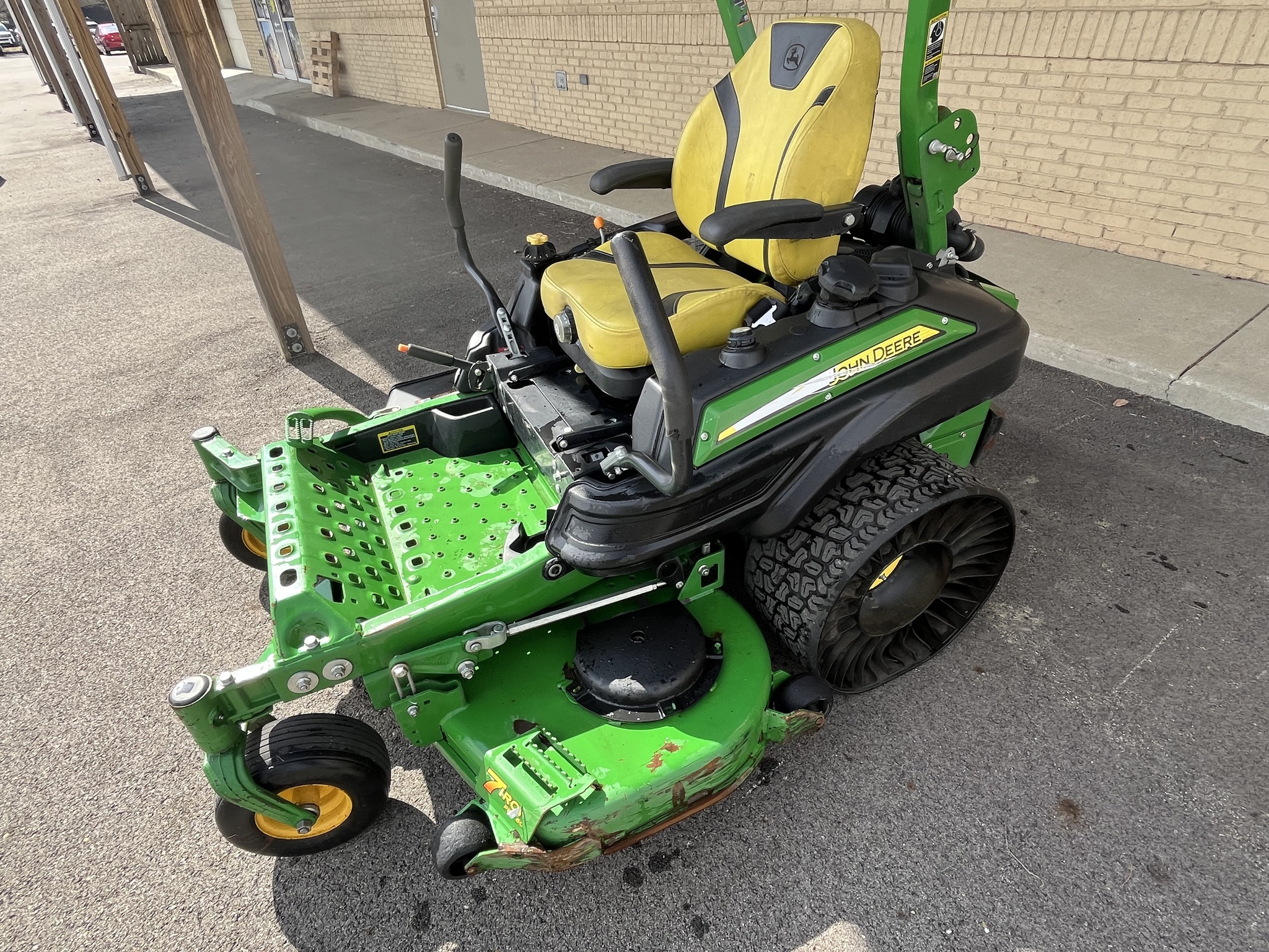 2021 John Deere Z960M Image 5
