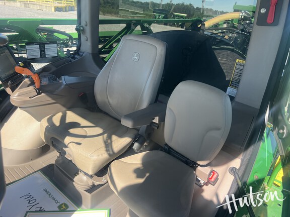 Photo of 2019 John Deere R4030