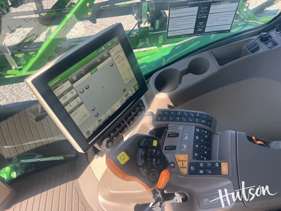 Photo of 2019 John Deere R4030