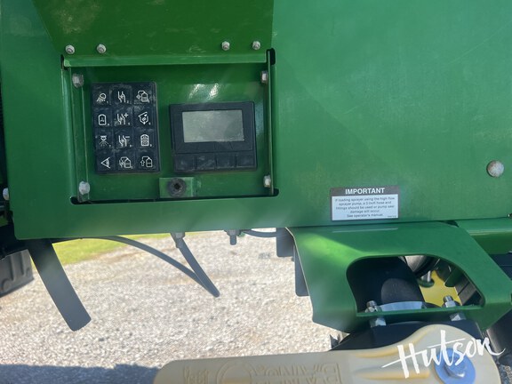 Photo of 2019 John Deere R4030