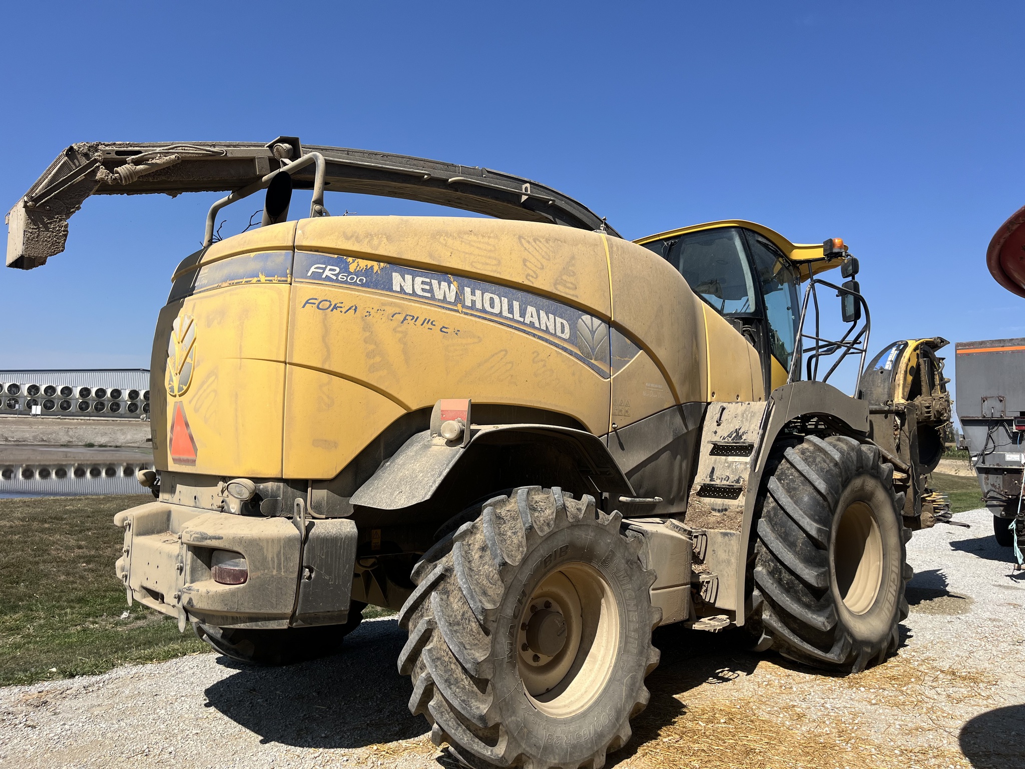 2015 New Holland FR600 Image 4