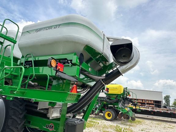 2024 Unverferth 2030-DT