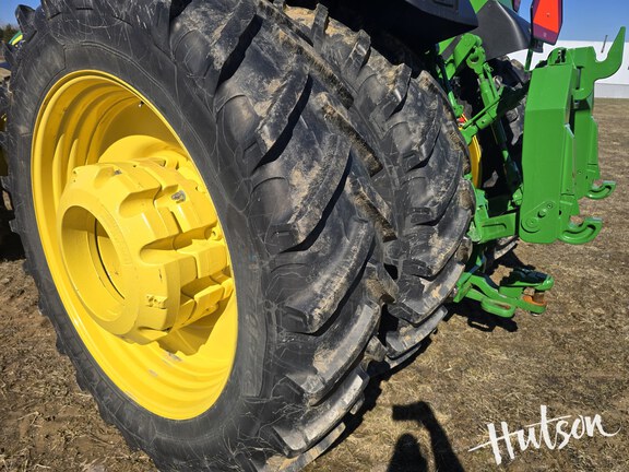 Photo of 2024 John Deere 8R 250