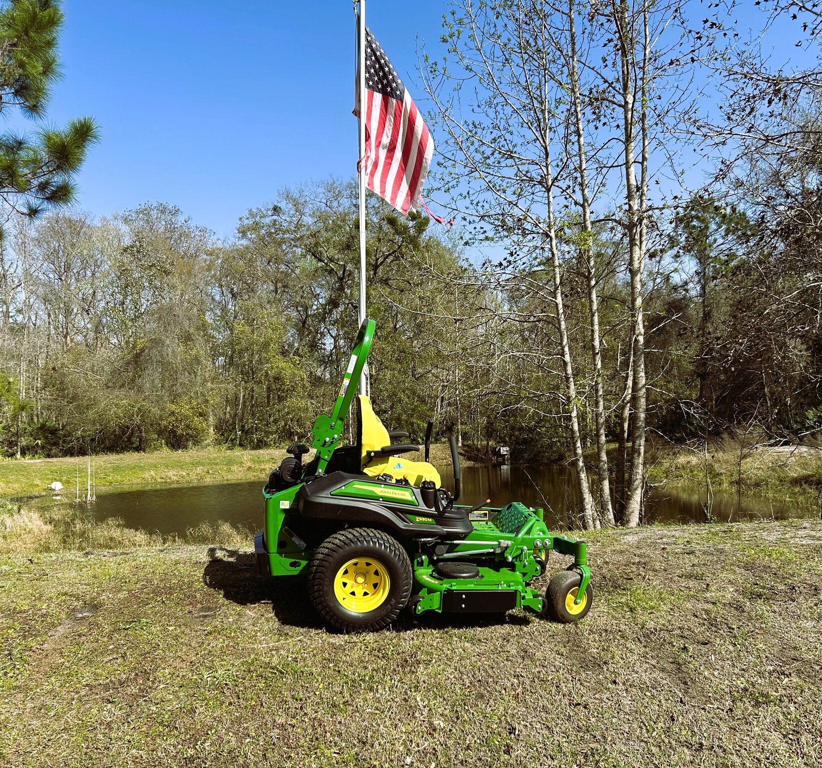 2024 John Deere Z930M Image 2