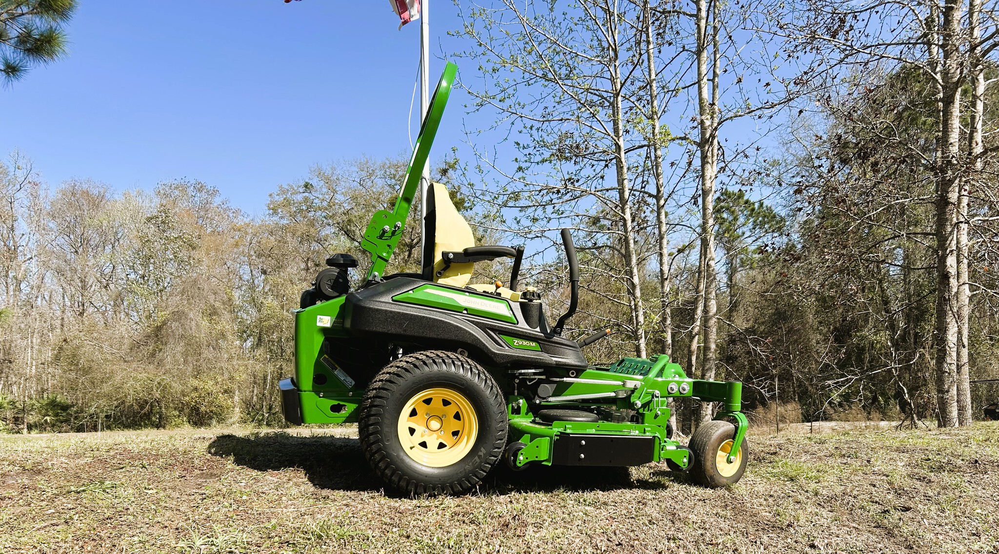 2024 John Deere Z930M Image 3