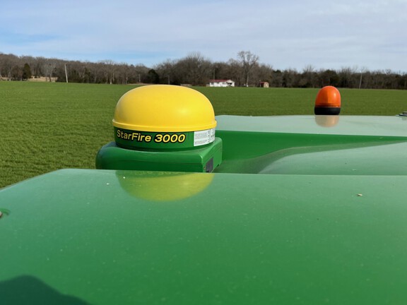 2012 John Deere T670