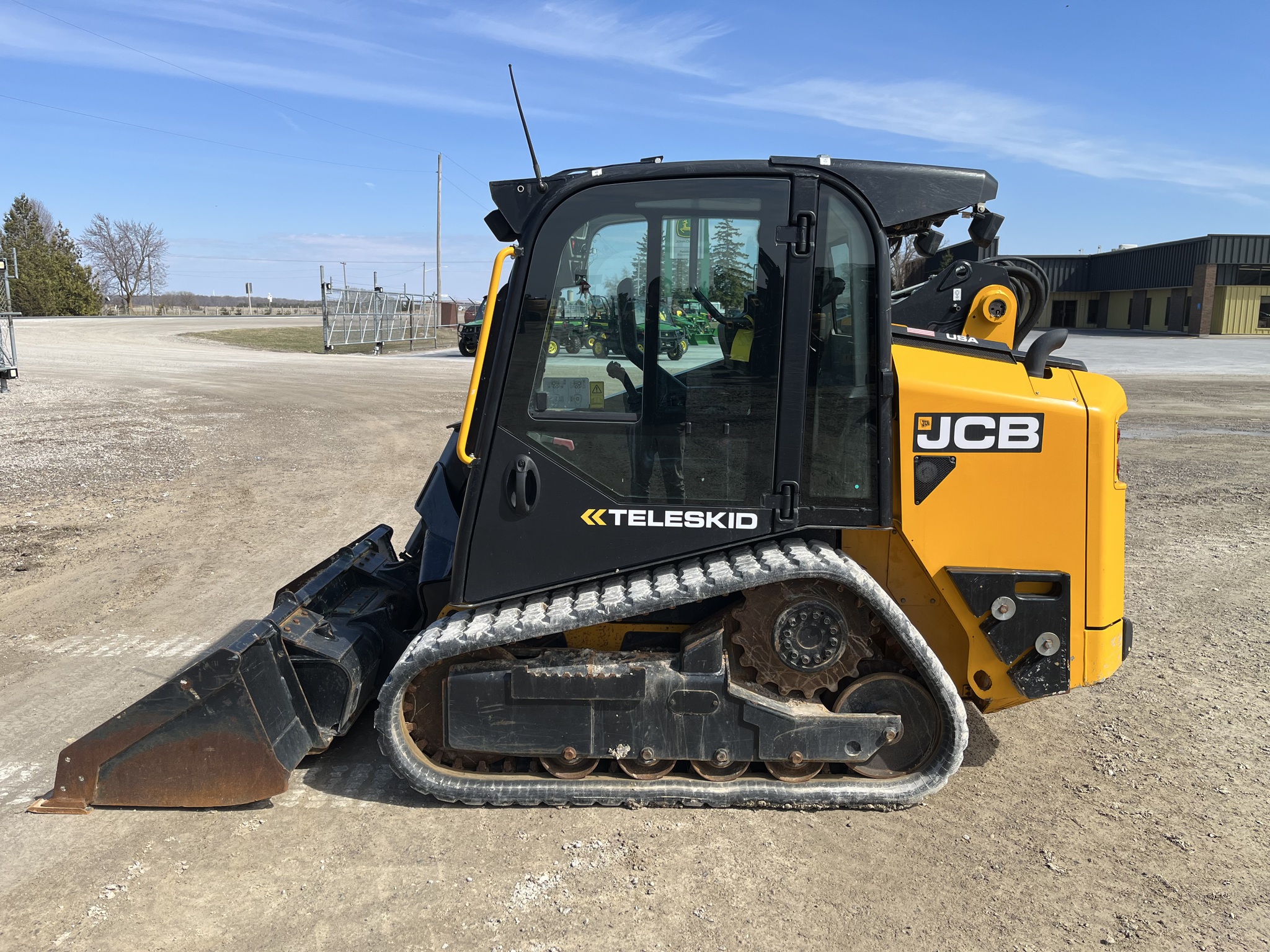 2022 JCB 2TS-7T Compact Track Loaders