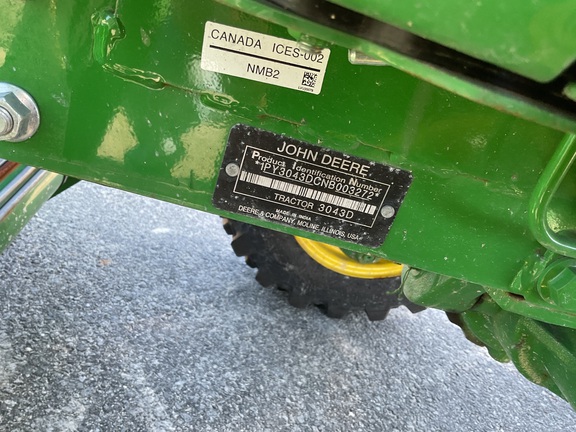 2022 John Deere 3043D Photo 2