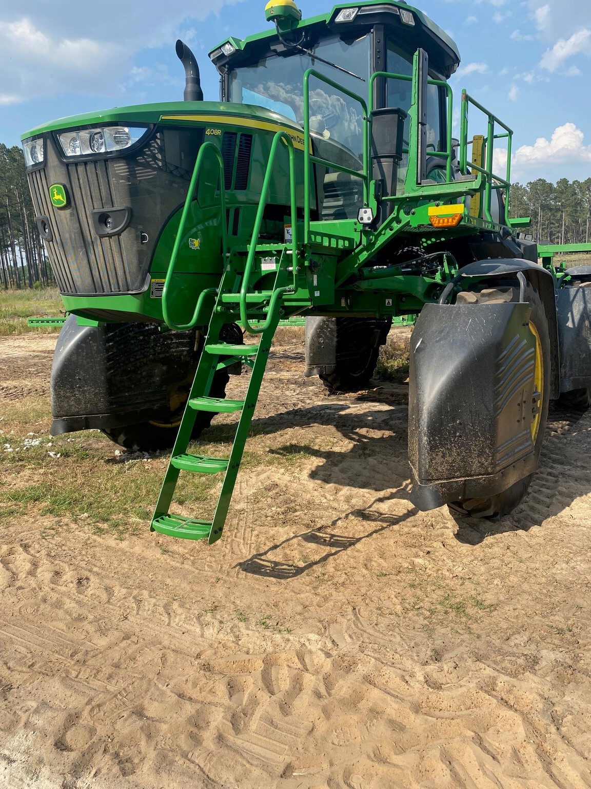 2023 John Deere 408R Image 3