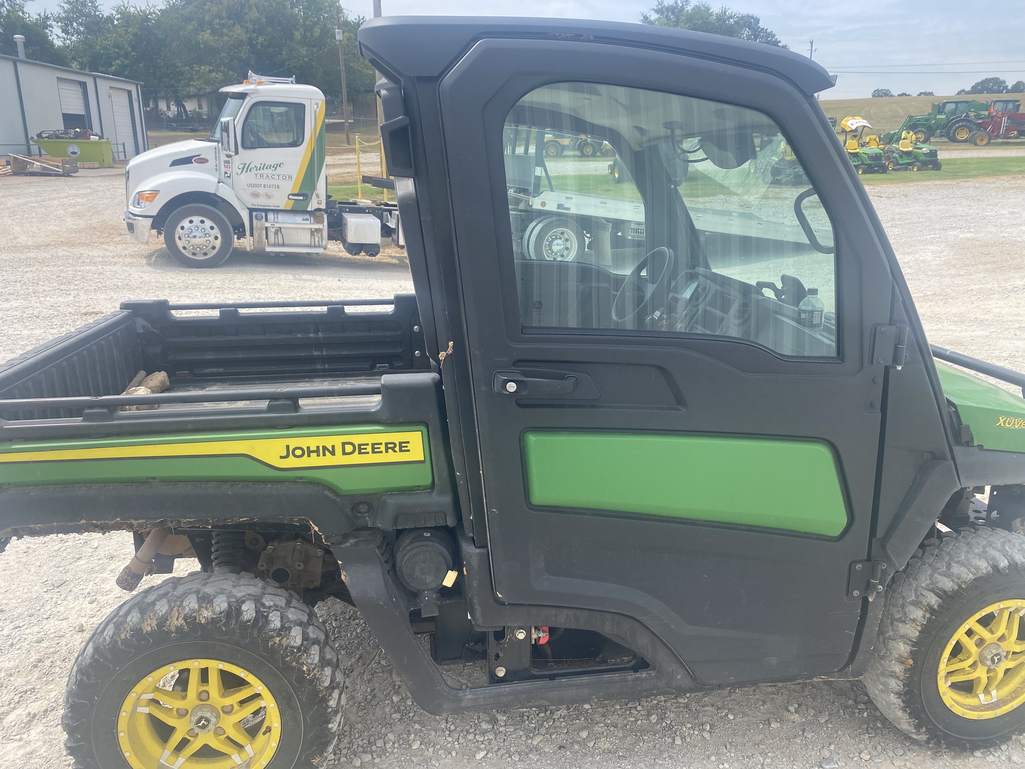  2021 John Deere XUV 835M at Heritage Tractor in Harrison, AR