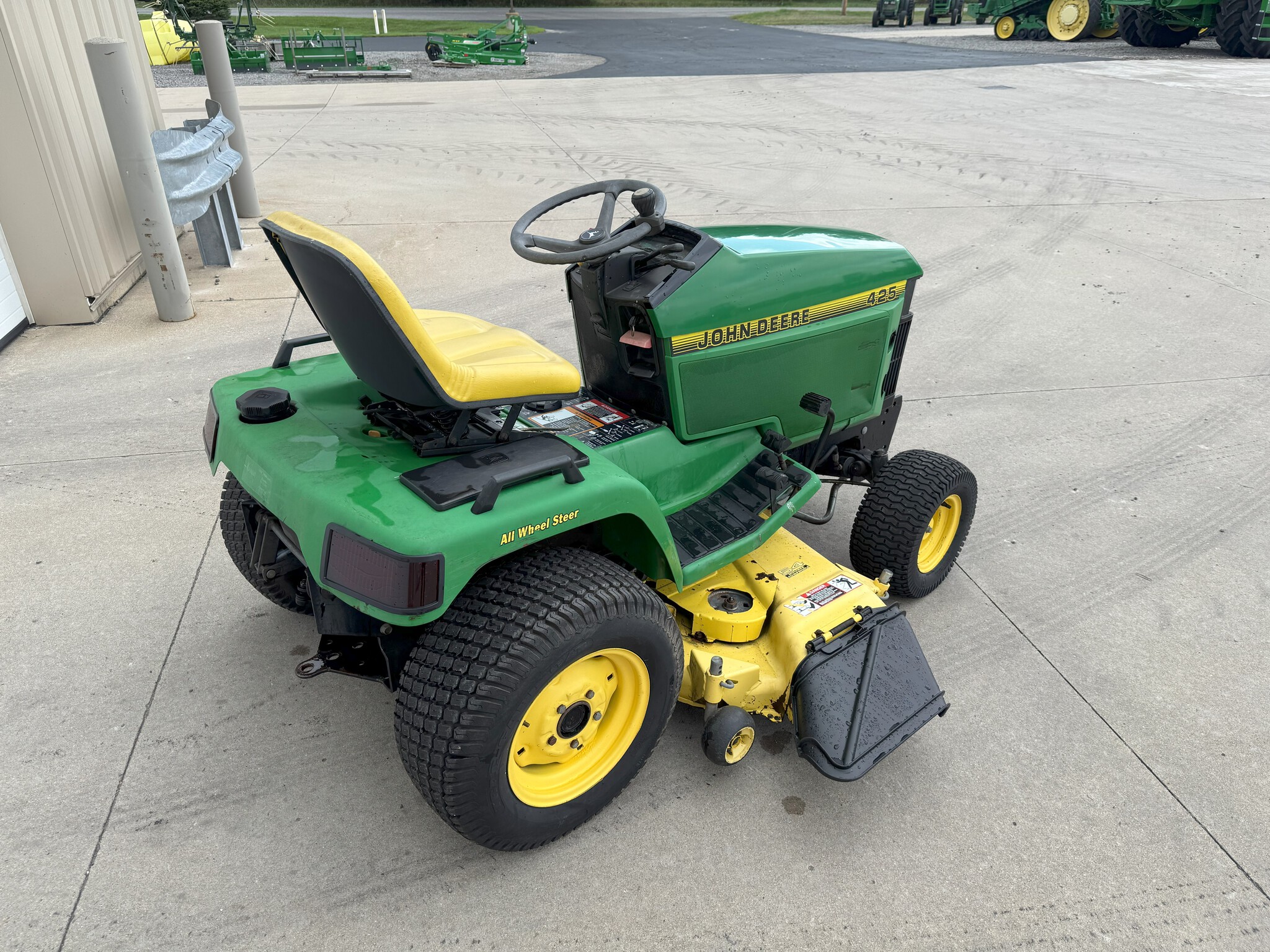 1994 John Deere 425 Image 3