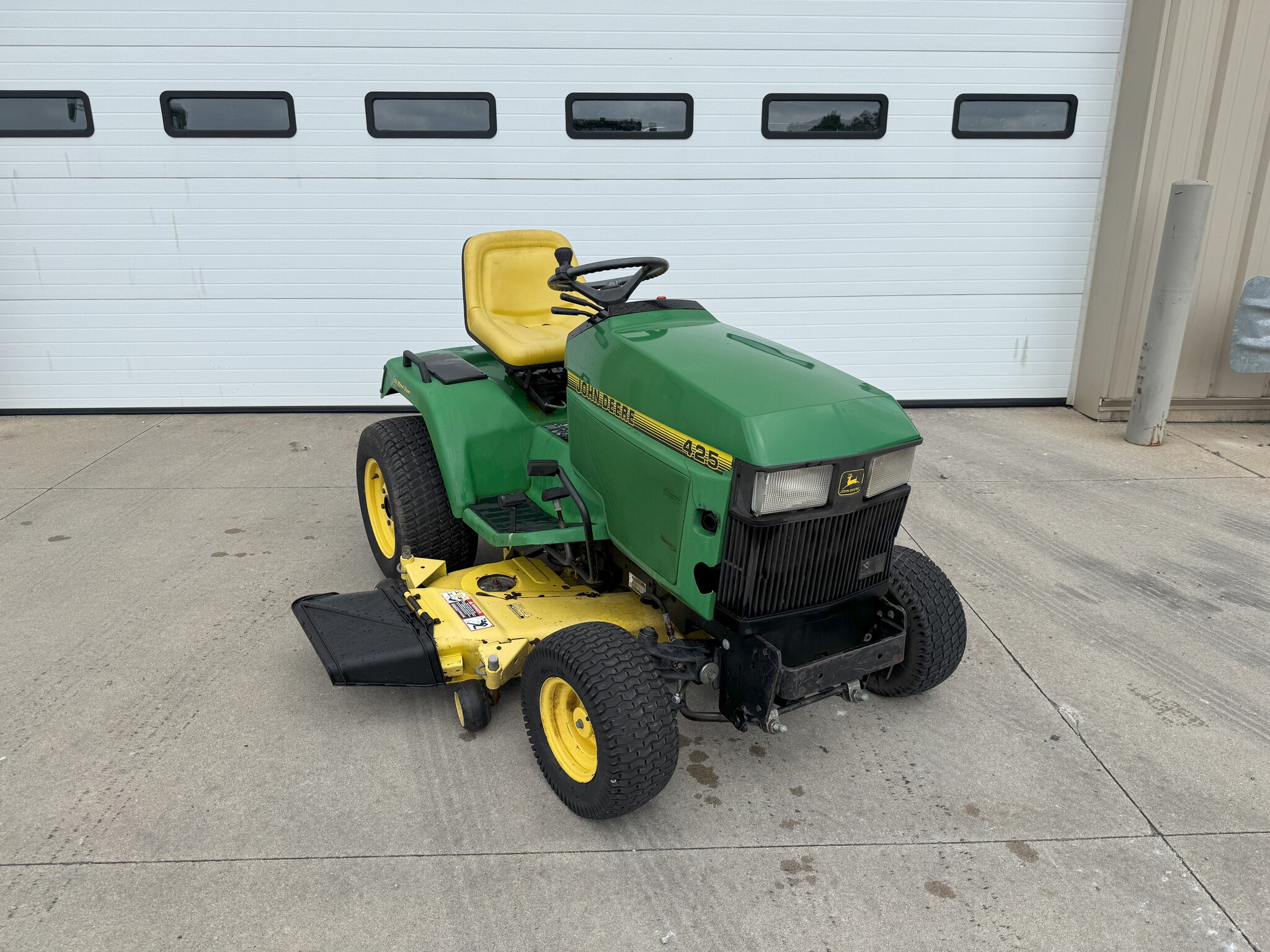1994 John Deere 425 Image 1