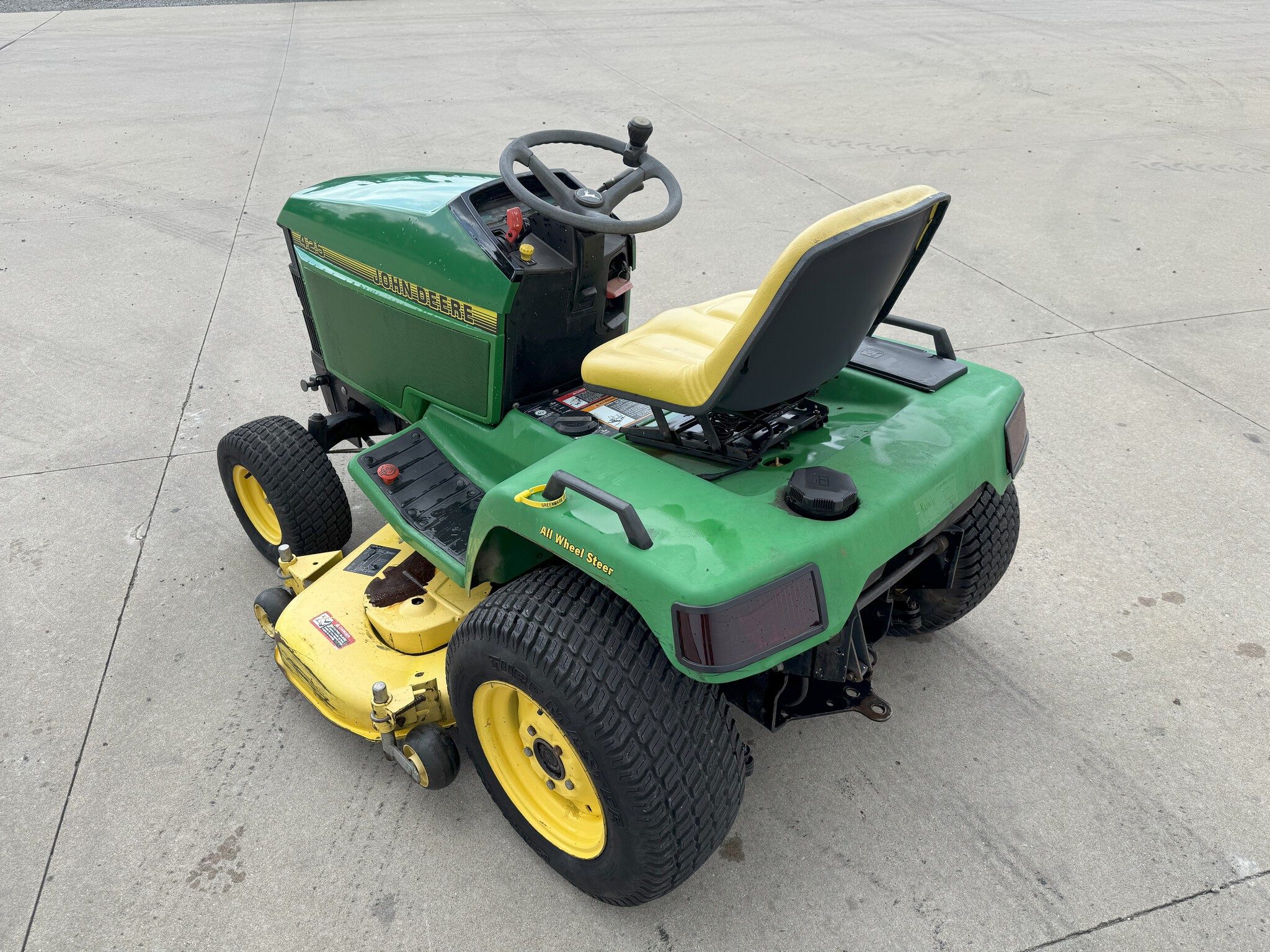 1994 John Deere 425 Image 5
