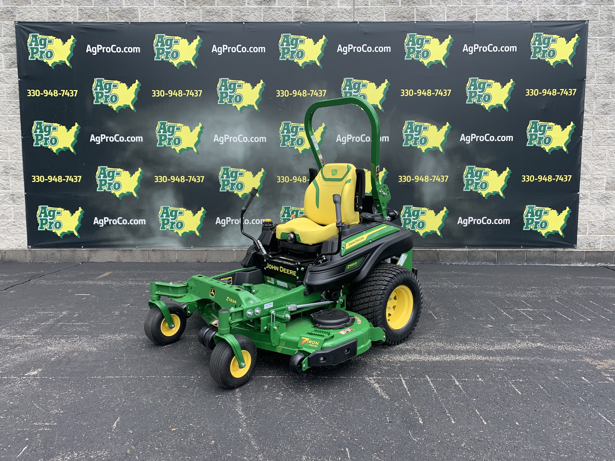 2025 John Deere Z965R EFI 60