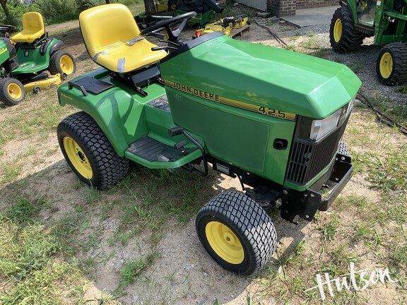 Photo of 1993 John Deere 425