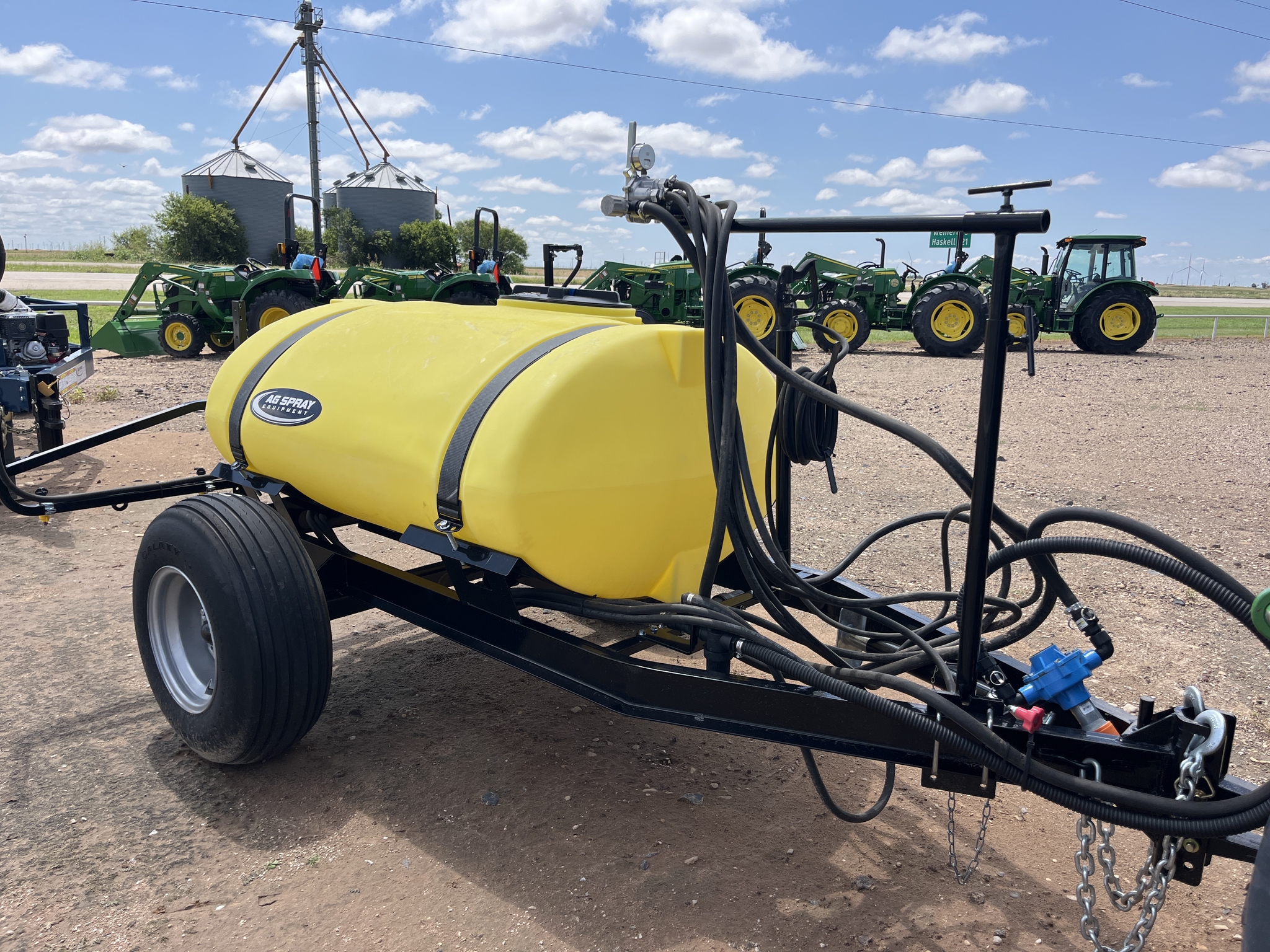 2024 Ag Spray 300 LH Image 2