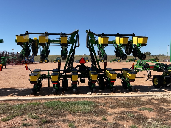 2024 John Deere 1725 | United Ag & Turf | John Deere | Used
