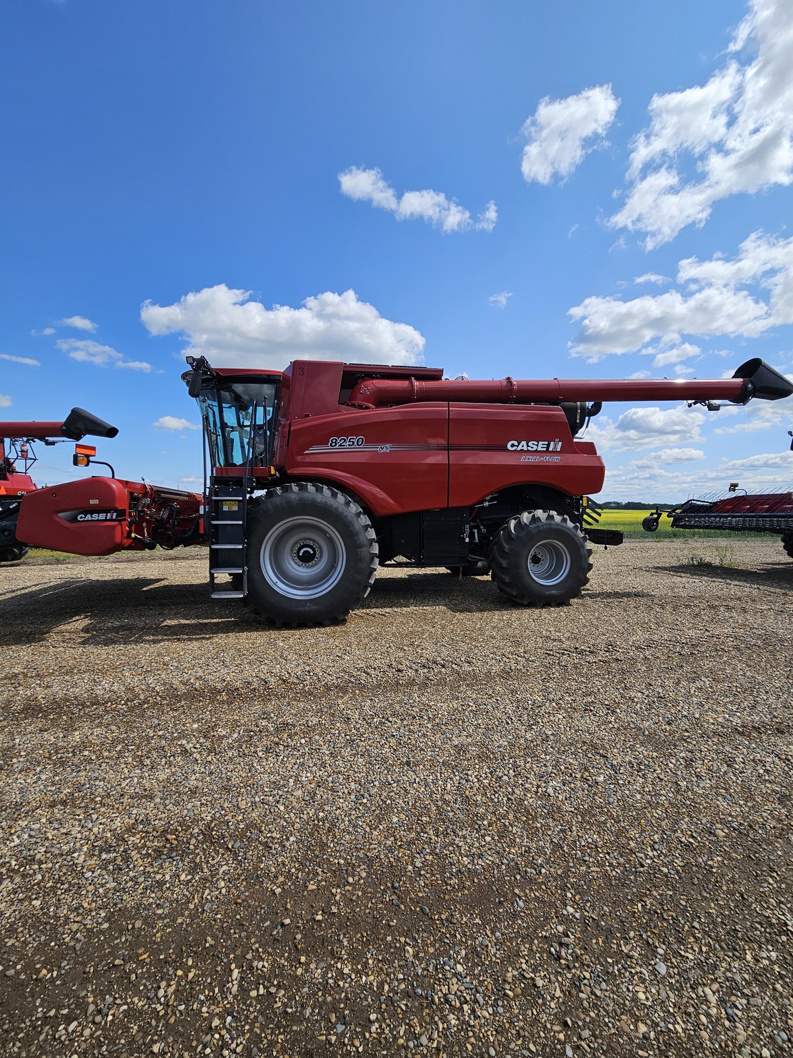 2022 Case IH 8250 Image 2