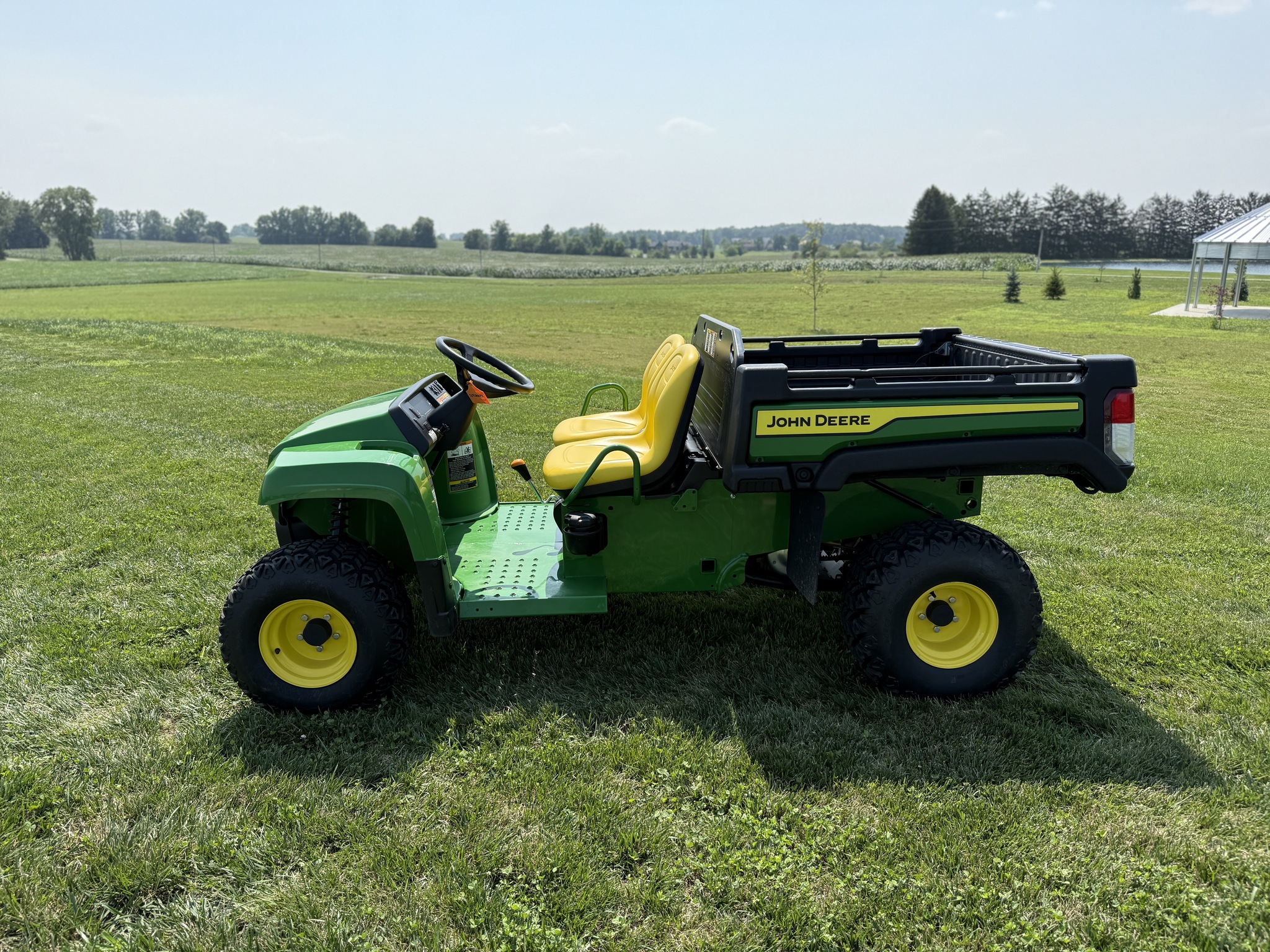 2024 John Deere TX Image 3