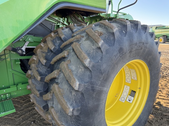 2024 John Deere X9 1100 - Photo11