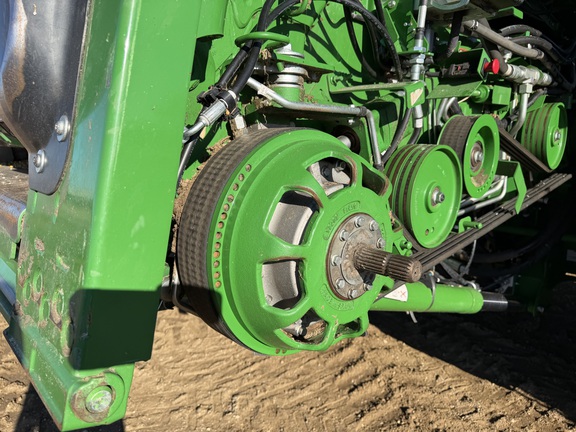 2024 John Deere X9 1100 - Photo34