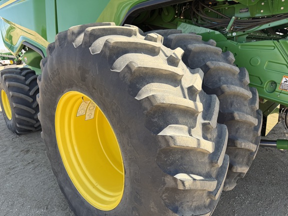 2024 John Deere X9 1100 - Photo11