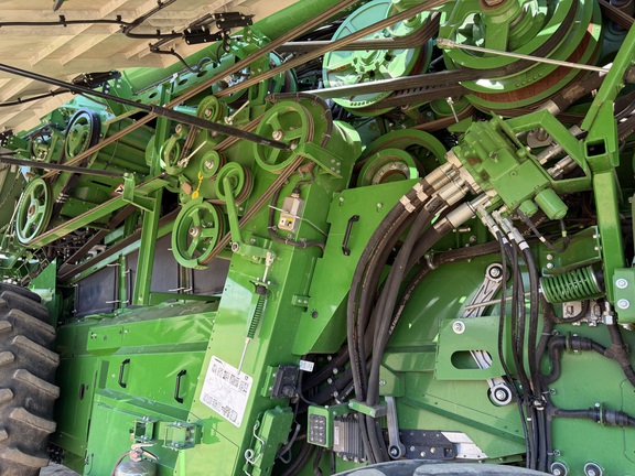 2024 John Deere X9 1100 - Photo18