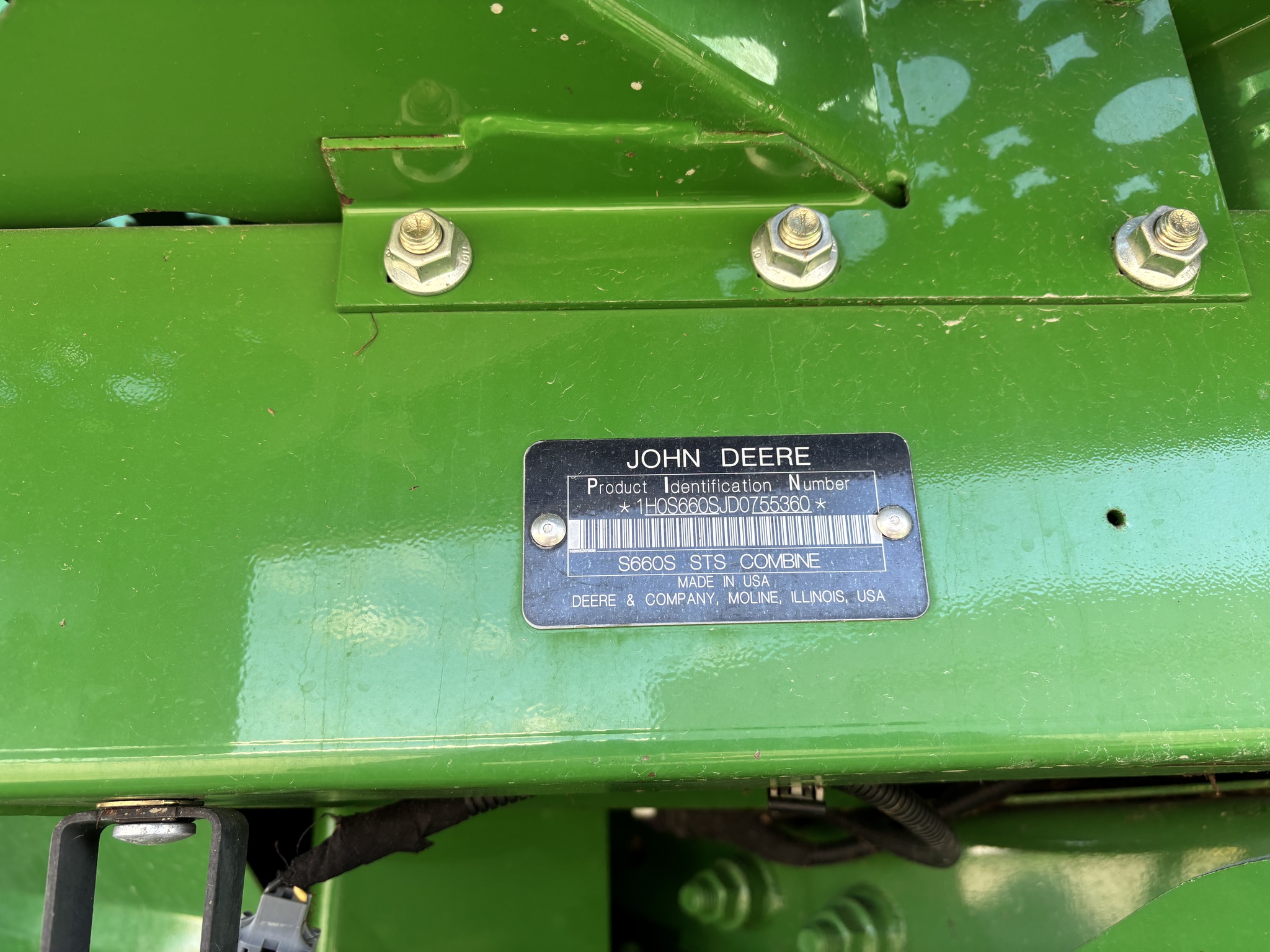 2013 John Deere S660 at Heritage Tractor in Carthage, IL