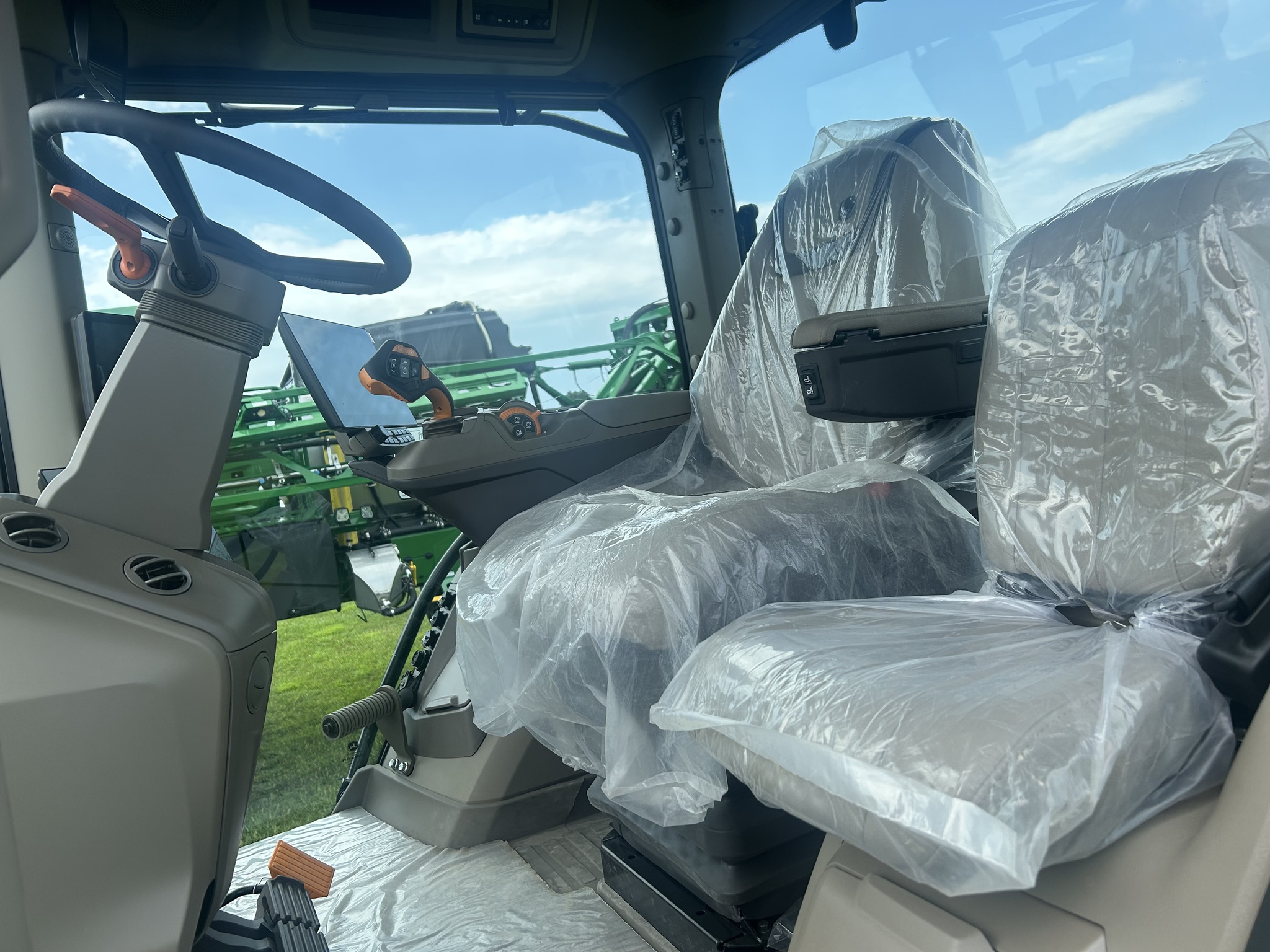 2024 John Deere 8RX 410 Image 7