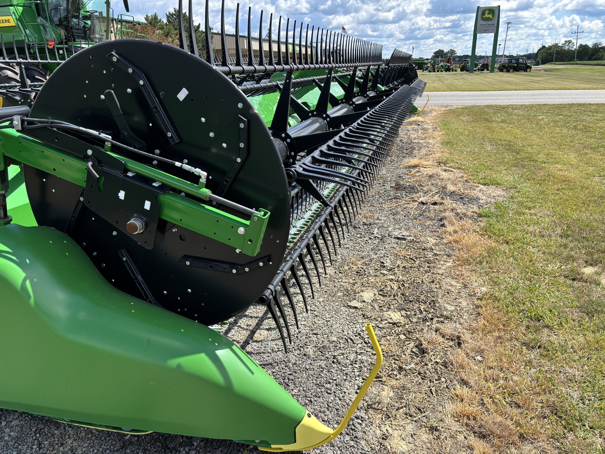 2024 John Deere RD45F Image 7