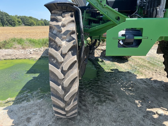 Photo of 2023 John Deere 600R