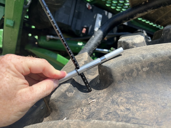 Photo of 2023 John Deere 600R