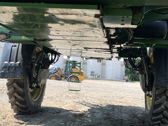 Photo of 2023 John Deere 600R