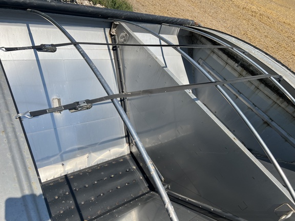 Photo of 2023 John Deere 600R