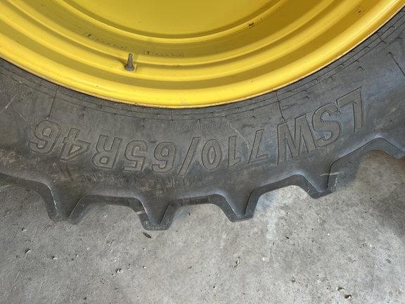 Photo of 2023 John Deere 600R