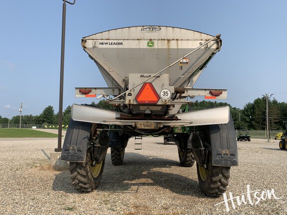 Photo of 2023 John Deere 600R