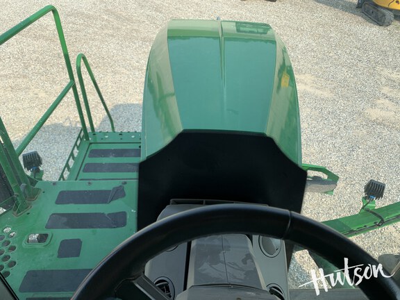 Photo of 2023 John Deere 600R
