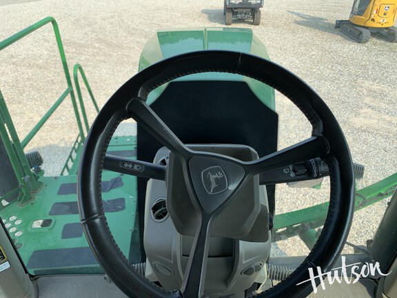 Photo of 2023 John Deere 600R