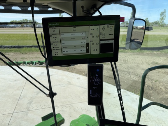 2024 John Deere X9 1000 - Photo45