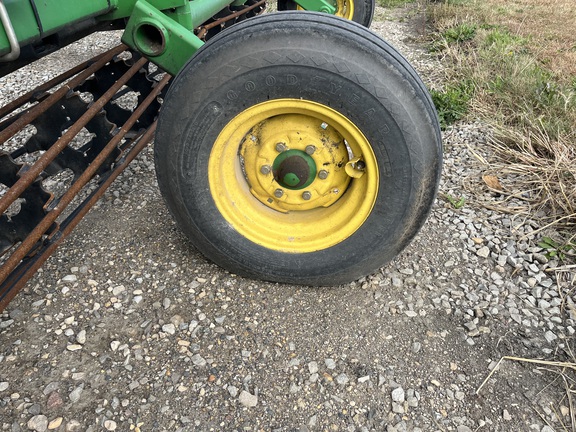 2010 John Deere 200 - Photo8