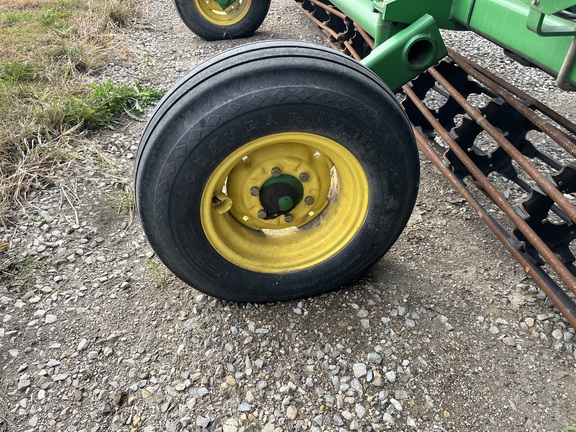 2010 John Deere 200 - Photo10