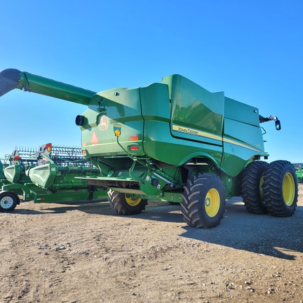 2024 John Deere S760 (3rd thumbnail)