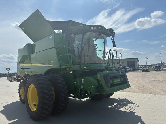 2024 John Deere S760 (3rd thumbnail)